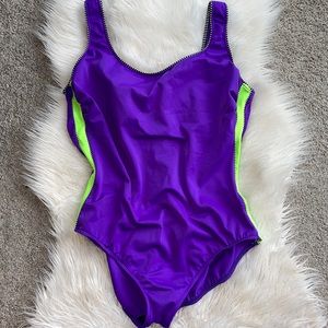 Streamline Vintage Plus Size Swimsuit EUC